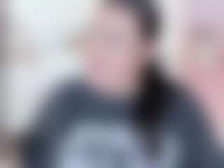 malley-adams's Live Sex Cam Show