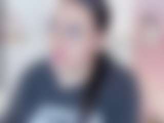 malley-adams's Live Sex Cam Show