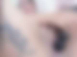 malley-adams's Live Sex Cam Show