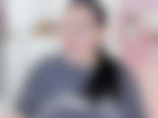 Live cam show with malley-adams - Brown Eyes on Chatstar