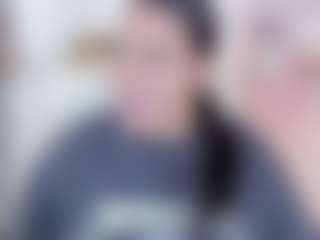 malley-adams's Live Sex Cam Show
