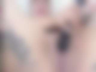 malley-adams's Live Sex Cam Show