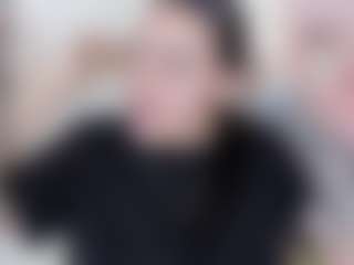 malley-adams's Live Sex Cam Show