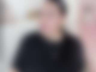malley-adams's Live Sex Cam Show
