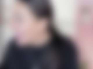 malley-adams's Live Sex Cam Show