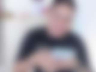 malley-adams's Live Sex Cam Show