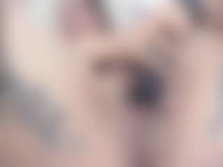malley-adams's Live Sex Cam Show