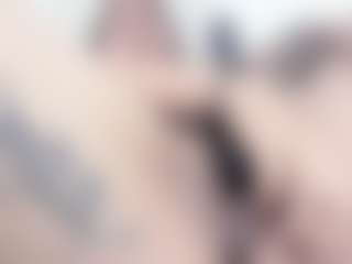 Live cam show with malley-adams - Squirt Curvy on Dolls Live