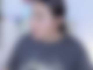 malley-adams's Live Sex Cam Show