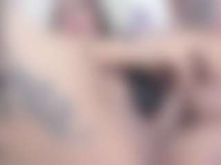 malley-adams's Live Sex Cam Show