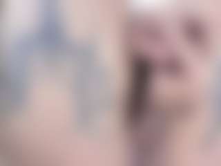 malley-adams's Live Sex Cam Show