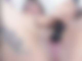 malley-adams's Live Sex Cam Show