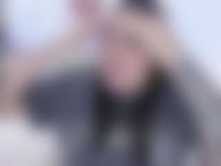 malley-adams's Live Sex Cam Show