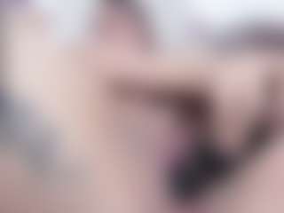 malley-adams's Live Sex Cam Show