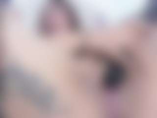 malley-adams's Live Sex Cam Show