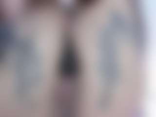 malley-adams's Live Sex Cam Show