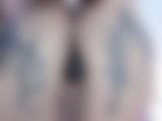 malley-adams's Live Sex Cam Show