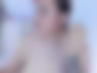 Live cam show with malley-adams - Tease Curvy on studioflirtlive.com