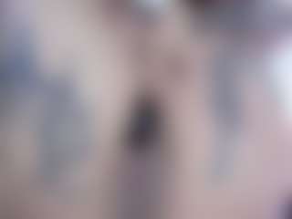 malley-adams's Live Sex Cam Show
