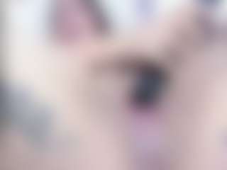 Live cam show with malley-adams - Big Ass on Dolls Live