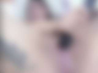 malley-adams's Live Sex Cam Show
