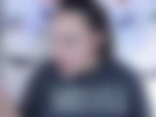 malley-adams's Live Sex Cam Show