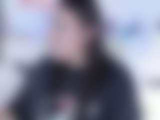 malley-adams's Live Sex Cam Show