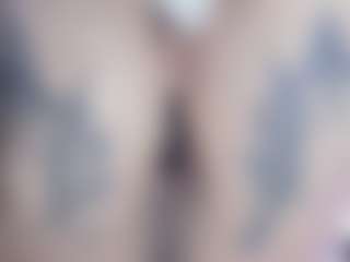 malley-adams's Live Sex Cam Show