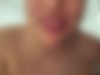 malley-adams's Live Sex Cam Show