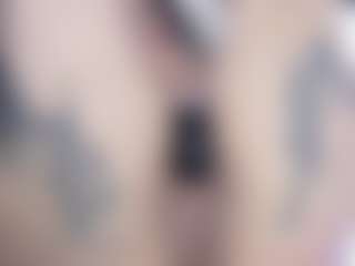 malley-adams's Live Sex Cam Show