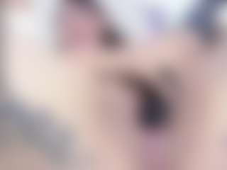 malley-adams's Live Sex Cam Show