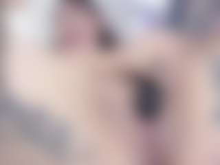 malley-adams's Live Sex Cam Show