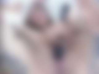 malley-adams's Live Sex Cam Show