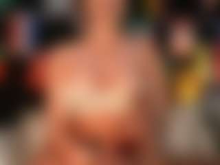Live cam show with Annyy-Rosse - Toys Teen (18+) on Dolls Live