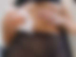 Annyy-Rosse's Live Sex Cam Show