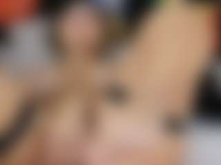 Annyy-Rosse's Live Sex Cam Show