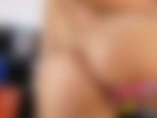 Live cam show with Annyy-Rosse - Big Tits on Chatstar