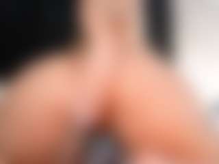 Annyy-Rosse's Live Sex Cam Show