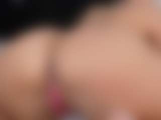 Live cam show with Annyy-Rosse - Athletic BBW on LiveSexCams6
