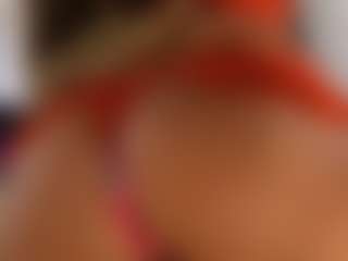 Live cam show with Annyy-Rosse - Blonde Hair Lovense on CamSodaAdn