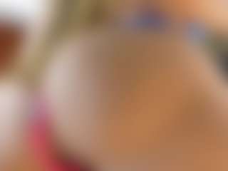 Live cam show with Annyy-Rosse - Camel Toe on boobsie.com