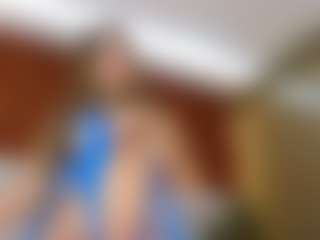 Live cam show with Annyy-Rosse - Camel Toe on infinitiblacc.com