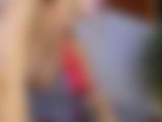 Live cam show with Annyy-Rosse - Fingers on Camsoda