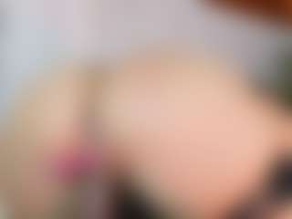 Live cam show with Annyy-Rosse - Striptease Young Adult on Camsoda