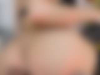 Annyy-Rosse's Live Sex Cam Show