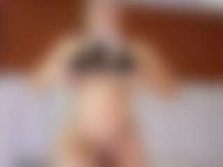 Live cam show with Annyy-Rosse - Asshole Blonde Hair on Camming Site
