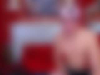 Live cam show with JHOVA23CM - Brown Eyes on boobsie.com
