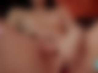 Live cam show with CHARRLOTTEGREY - Toys on crypto-cams