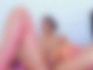 Live cam show with EmmaRogers - Big Ass on Fit Hotties