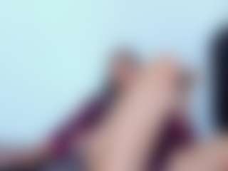 EmmaRogers's Live Sex Cam Show